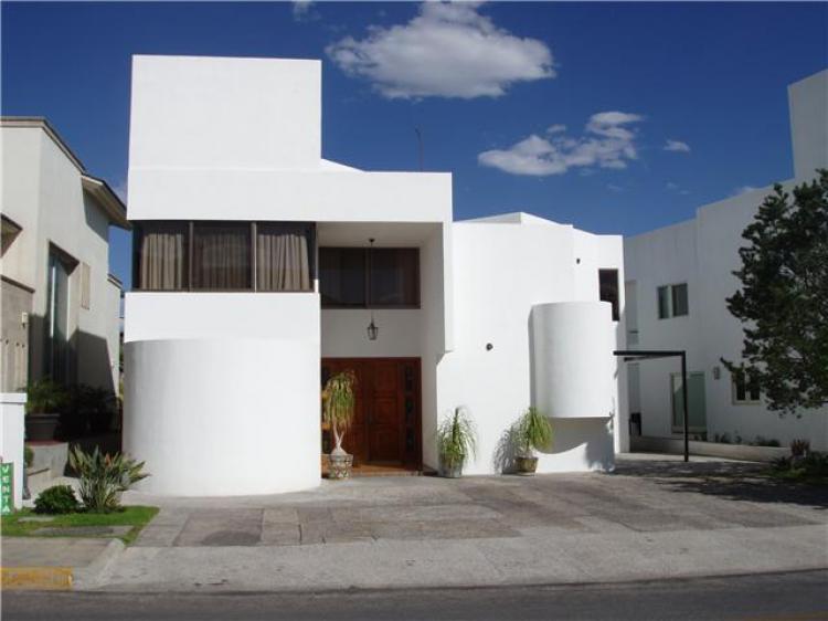 Foto Casa en Venta en COL. CAMPESTRE, San Luis Potos, San Luis Potosi - $ 4.350.000 - CAV21067 - BienesOnLine