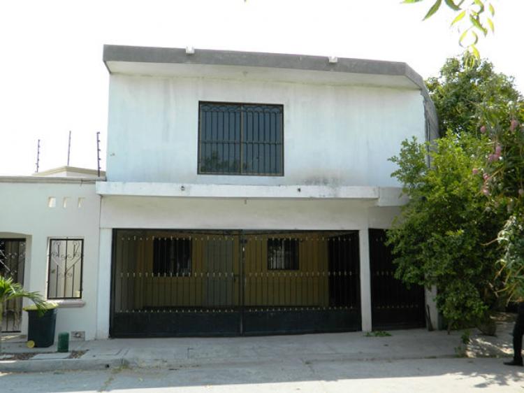 Foto Casa en Venta en FRACCIONAMIENTO JARDINES DEL BOSQUE, Los Mochis, Sinaloa - $ 1.470.000 - CAV239798 - BienesOnLine