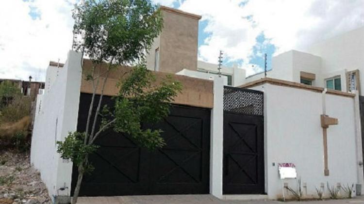 Foto Casa en Venta en CAADA DEL REFUGIO, Len de los Aldama, Guanajuato - $ 4.450.000 - CAV173908 - BienesOnLine