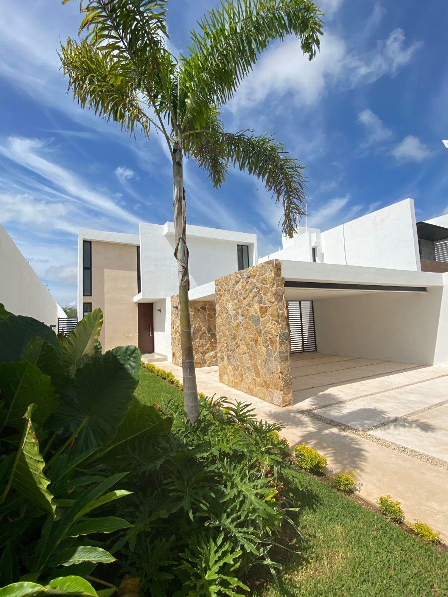 Foto Casa en Venta en Conkal, Yucatan - $ 4.300.000 - CAV310278 - BienesOnLine