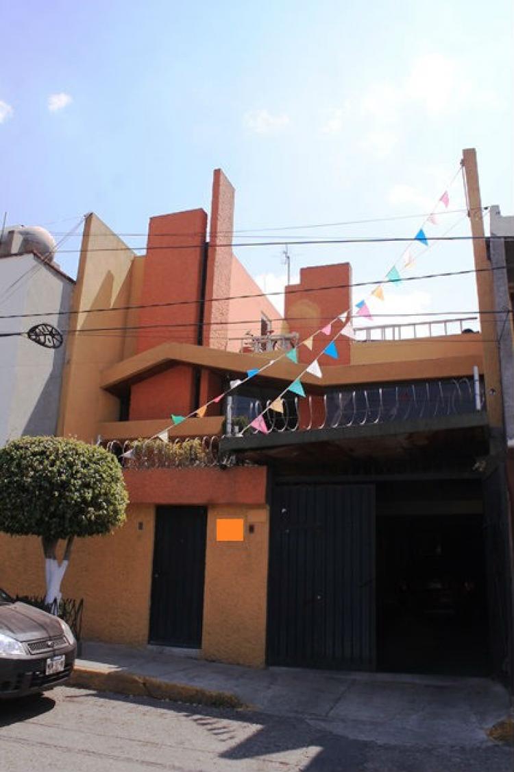 Foto Casa en Venta en col. independencia, Naucalpan de Jurez, Mexico - $ 2.400.000 - CAV95481 - BienesOnLine