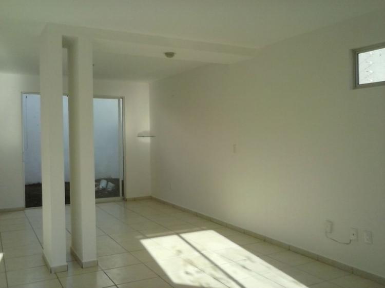 Foto Casa en Venta en FRACC. COLINAS  DE ALTOZANO, Morelia, Michoacan de Ocampo - $ 1.400.000 - CAV122991 - BienesOnLine