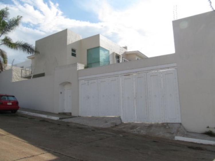 Foto Casa en Venta en Club de Golf AAtlas Montenegro., El Salto, Jalisco - $ 5.380.000 - CAV106651 - BienesOnLine