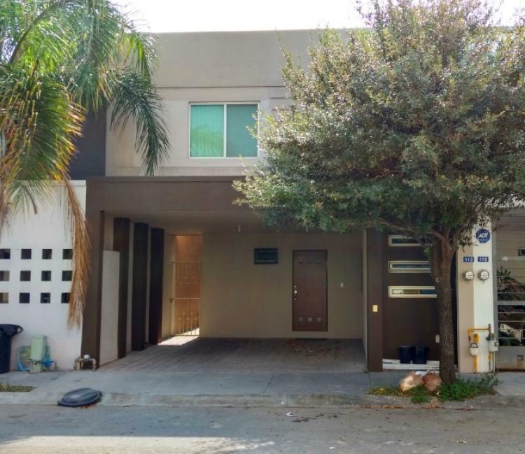 Foto Casa en Venta en Privadas Premier, Ciudad Apodaca, Nuevo Leon - $ 1.399.000 - CAV217441 - BienesOnLine