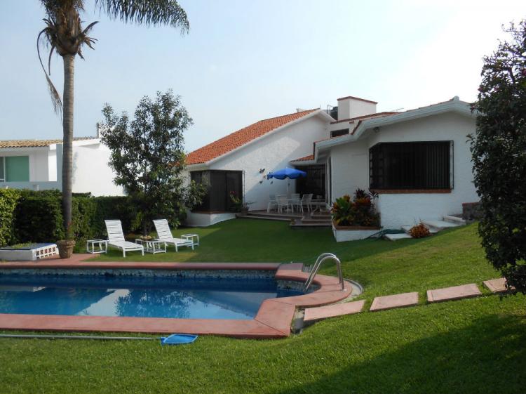 Foto Casa en Venta en Lomas de Cocoyoc, Atlatlahucan, Morelos - $ 3.300.000 - CAV117529 - BienesOnLine