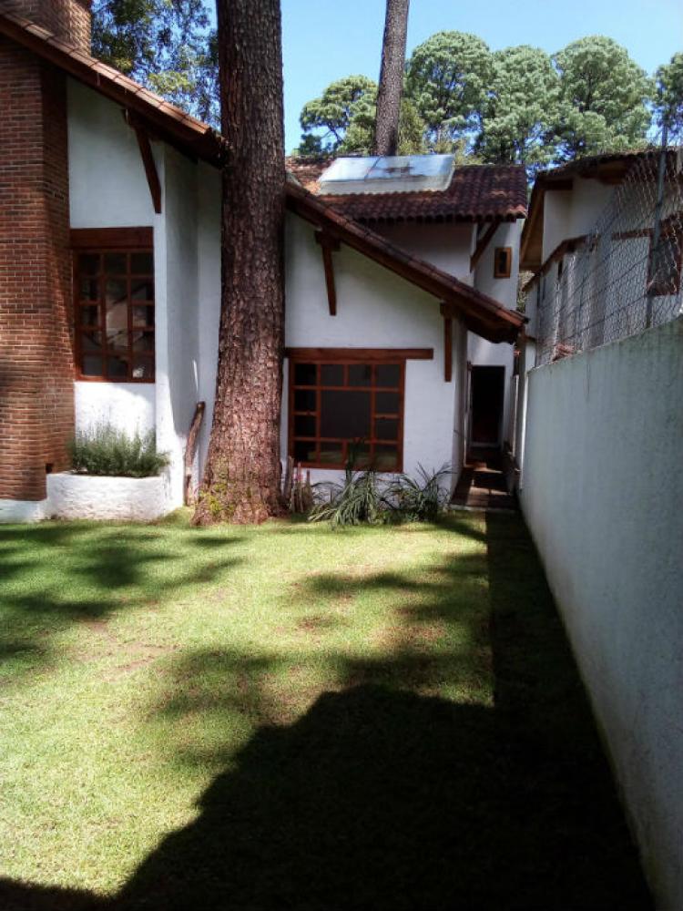 Foto Casa en Venta en Avndaro, Valle de Bravo, Mexico - $ 6.800.000 - CAV197356 - BienesOnLine
