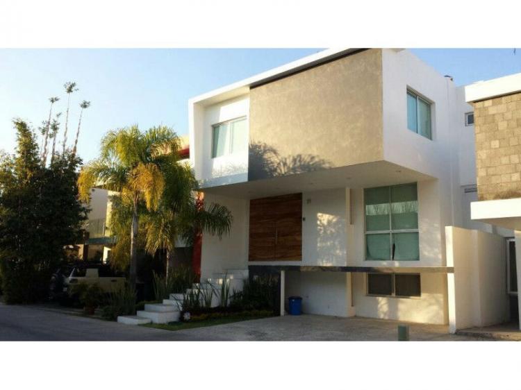 Foto Casa en Venta en Solares, Zapopan, Jalisco - $ 4.270.000 - CAV175273 - BienesOnLine