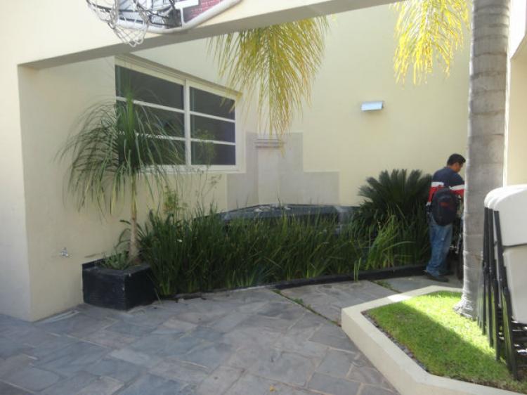 Home in Metric Way