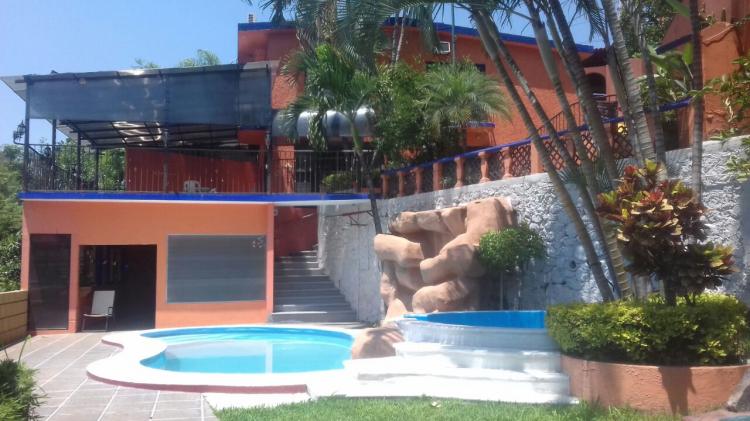 Foto Casa en Venta en Acapatzingo, Cuernavaca, Morelos - $ 2.750.000 - CAV232647 - BienesOnLine