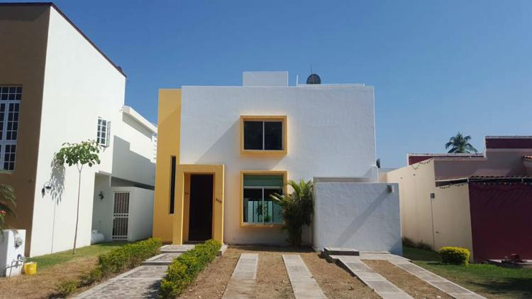 Foto Casa en Venta en residencial la higuera, Manzanillo, Colima - $ 2.100.000 - CAV194047 - BienesOnLine
