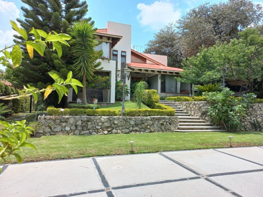 Foto Casa en Venta en EL PALOMAR, Tlajomulco de Ziga, Jalisco - $ 13.800.000 - CAV350632 - BienesOnLine