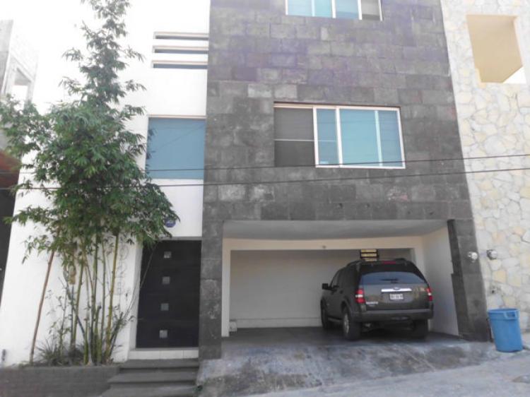 Foto Casa en Venta en CUMBRES 2 SECTOR, Monterrey, Nuevo Leon - $ 3.180.000 - CAV110599 - BienesOnLine