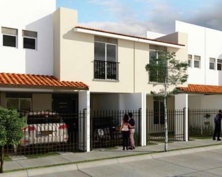 Foto Casa en Venta en Porta Real, Celaya, Guanajuato - $ 950.000 - CAV152956 - BienesOnLine