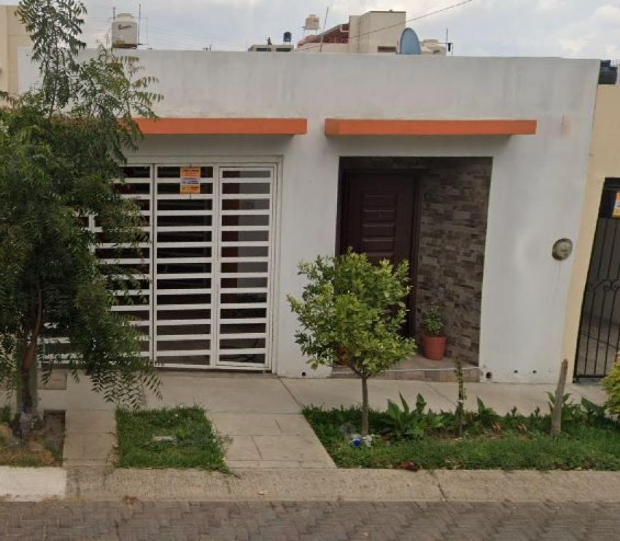 Foto Casa en Venta en Lomas de Curiel, Tlaquepaque, Jalisco - $ 1.800.000 - CAV352541 - BienesOnLine