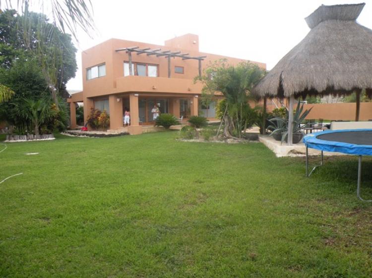 Foto Casa en Venta en LOLBE, Cancn, Quintana Roo - U$D 550.000 - CAV13201 - BienesOnLine