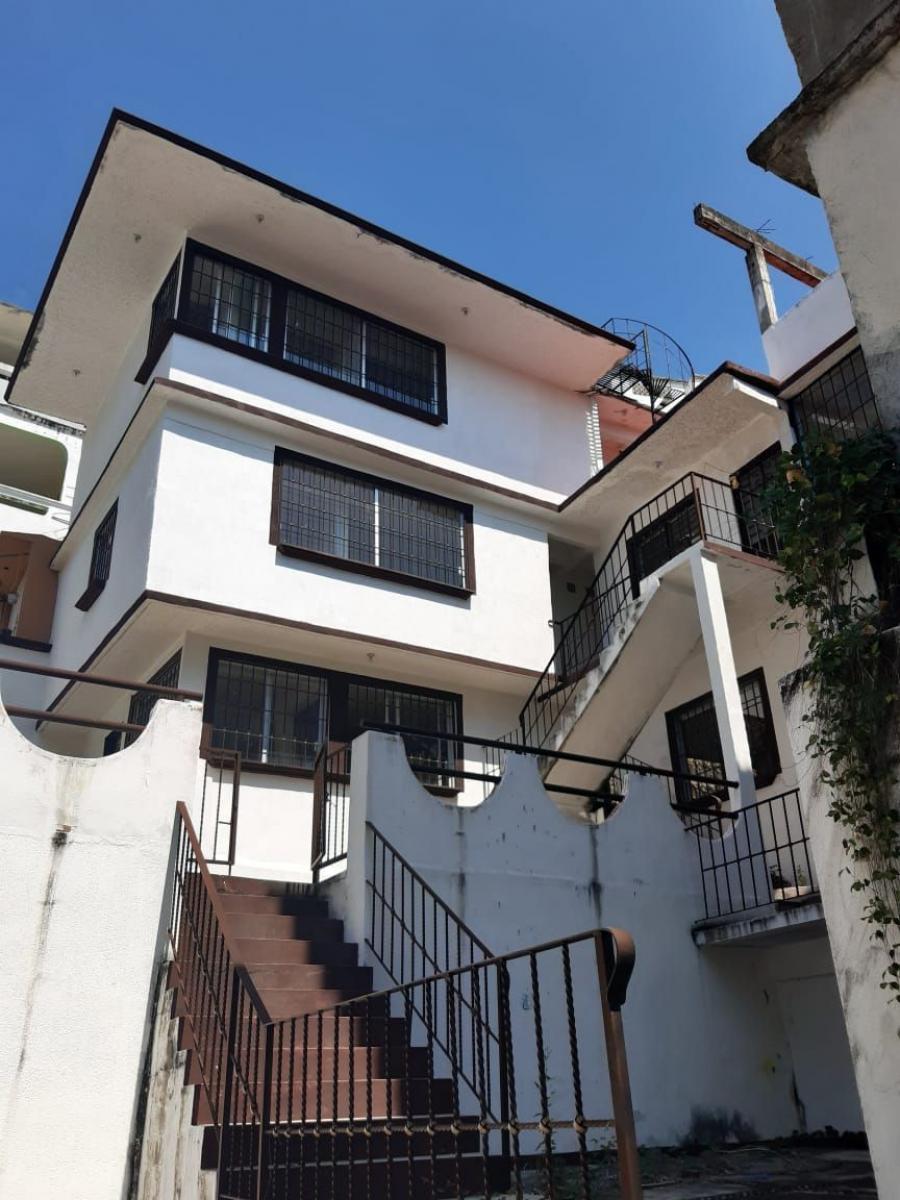 Home in Metric Way