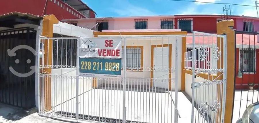 Foto Casa en Venta en BUGAMBILIAS - LAS TRANCAS, MUNIPICIO EMILIANO ZAPATA, Veracruz - $ 1.050.000 - CAV325426 - BienesOnLine