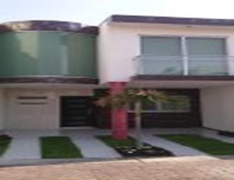 Foto Casa en Venta en Rinconada del Valle, Zapopan, Jalisco - $ 1.750.000 - CAV99910 - BienesOnLine