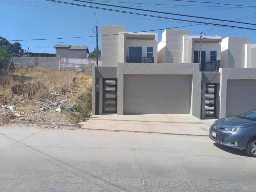 Foto Casa en Venta en EX-EJIDO MATAMOROS FRACC. III Y IV (OI), TIJUANA, Baja California - $ 2.200.000 - CAV257089 - BienesOnLine