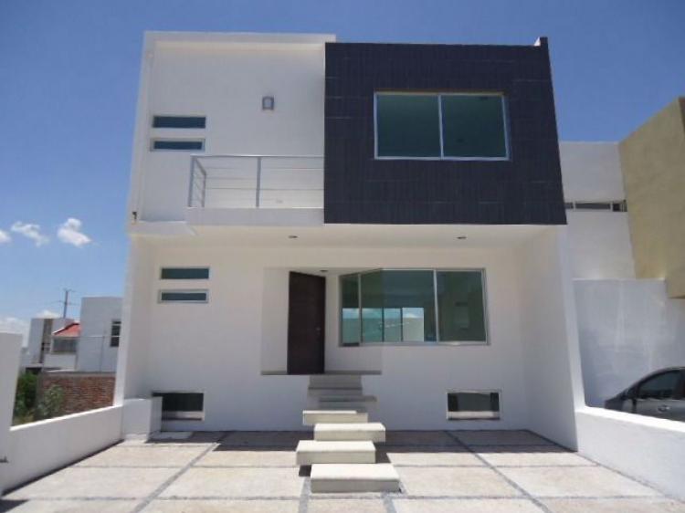 Foto Casa en Venta en EL MIRADOR, Santiago de Quertaro, Queretaro Arteaga - $ 2.400.000 - CAV180694 - BienesOnLine