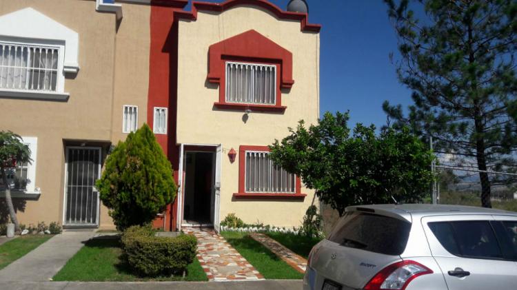 Foto Casa en Venta en Villas del Pedregal, Morelia, Michoacan de Ocampo - $ 660.000 - CAV194507 - BienesOnLine