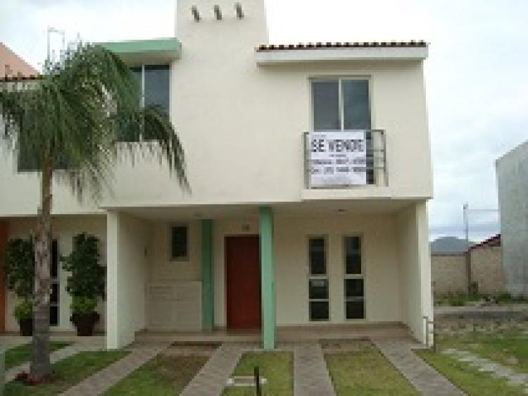 Foto Casa en Venta en camino real  colima, Tlajomulco de Ziga, Jalisco - $ 1.245.000 - CAV123915 - BienesOnLine