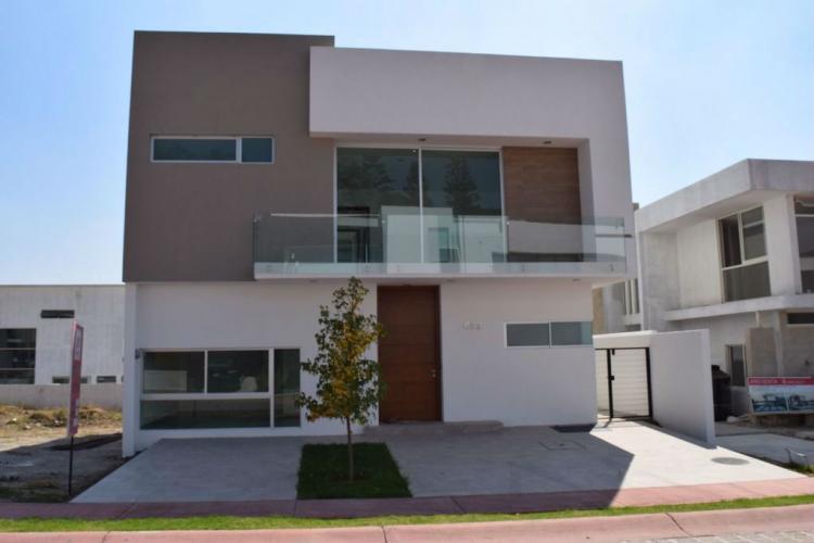 Home in Metric Way