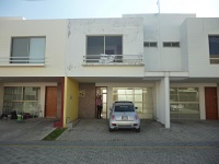 Foto Casa en Venta en Tlajomulco de Ziga, Jalisco - $ 1.030.000 - CAV123917 - BienesOnLine