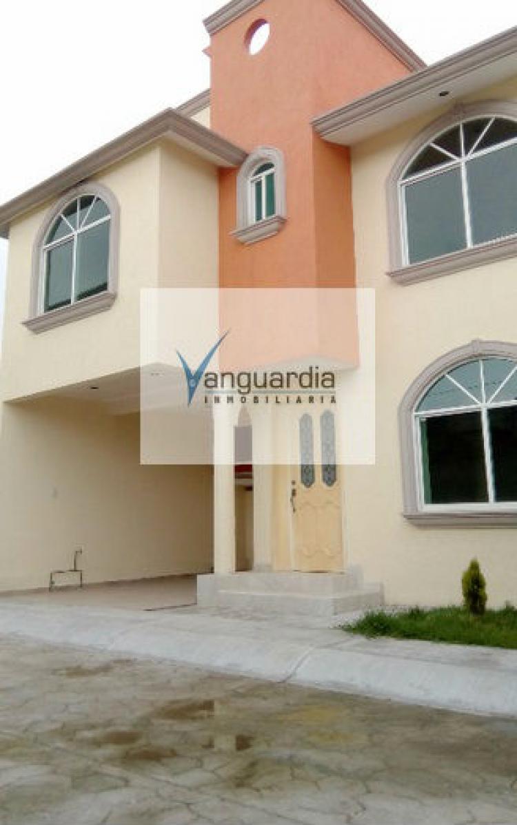 Foto Casa en Venta en SANTA ANA TLALPALTITLAN, Toluca de Lerdo, Mexico - $ 4.500.000 - CAV135652 - BienesOnLine