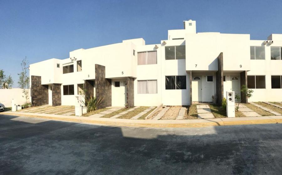 Foto Casa en Venta en Va corta Morelia, Av. Cto. del Lago Sur, Loma de la Cruz, 54475 Vill, Mexico - $ 1.630.000 - CAV314929 - BienesOnLine