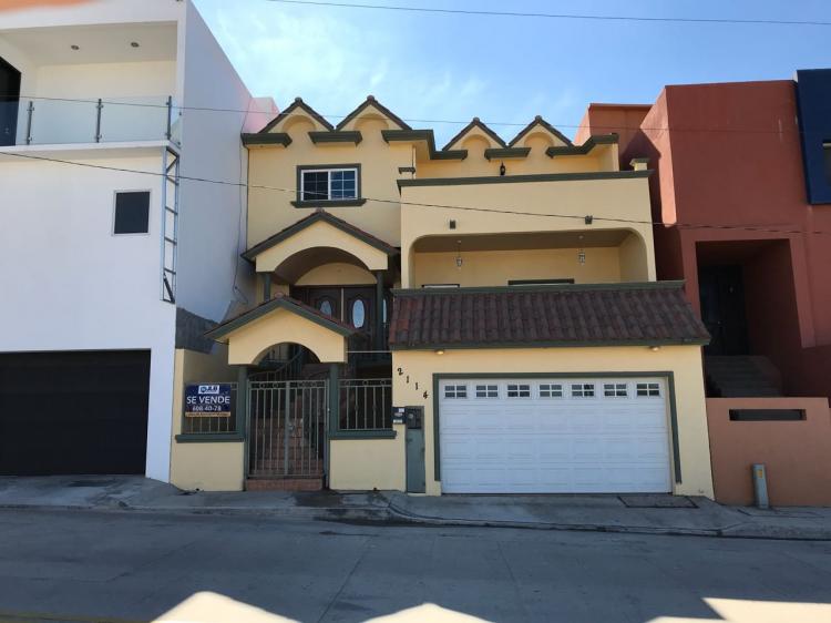 Foto Casa en Venta en Fraccionamiento Villamar, Tijuana, Baja California - $ 4.960.000 - CAV219626 - BienesOnLine