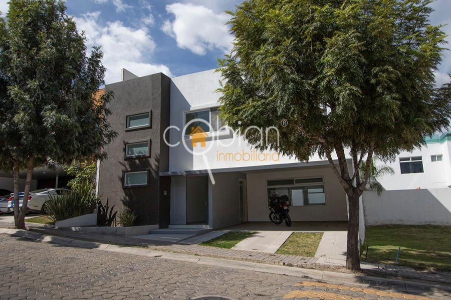 Foto Casa en Venta en LOMAS DE ANGELOPOLIS, San Andrs Cholula, Puebla - $ 4.800.000 - CAV350985 - BienesOnLine