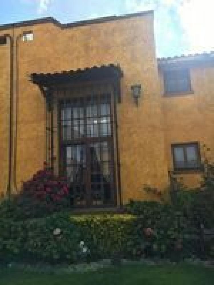 Foto Casa en Venta en las mitras, Metepec, Mexico - $ 3.400.000 - CAV200344 - BienesOnLine