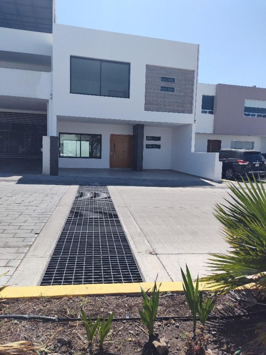 Foto Casa en Venta en Milenio, Santiago de Quertaro, Queretaro Arteaga - $ 5.180.000 - CAV323038 - BienesOnLine