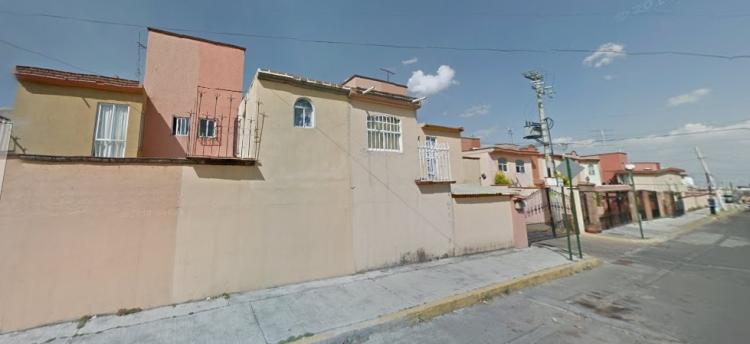 Foto Casa en Venta en Paseos del Valle, Toluca de Lerdo, Mexico - $ 632.000 - CAV112265 - BienesOnLine