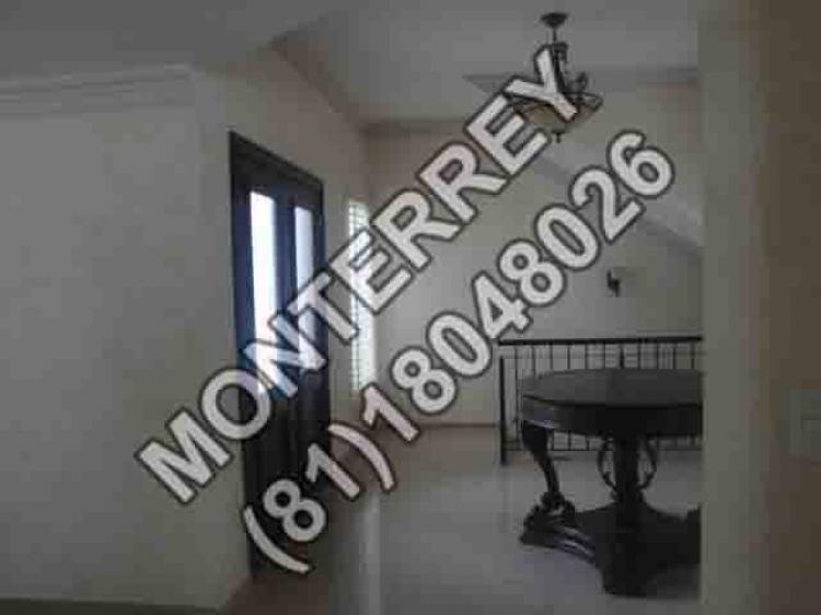 Foto Casa en Venta en COLONIA PEDREGAL LA SILLA EN MONTERREY NUEVO LEN, Monterrey, Nuevo Leon - $ 5.000.000 - CAV82963 - BienesOnLine