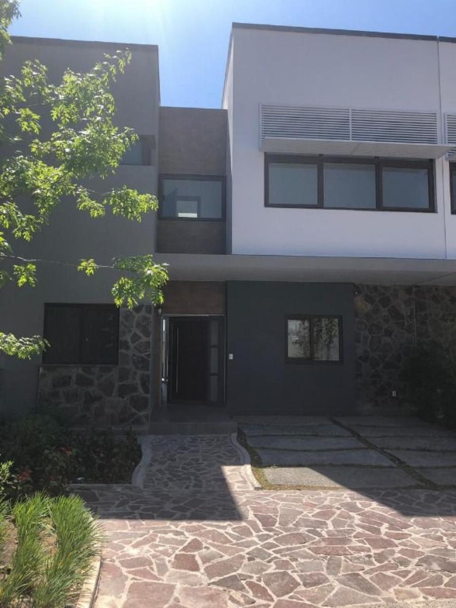 Foto Casa en Renta en FRACCIONAMIENTO ALTOZANO, Santiago de Quertaro, Queretaro Arteaga - $ 23.000 - CAR248605 - BienesOnLine