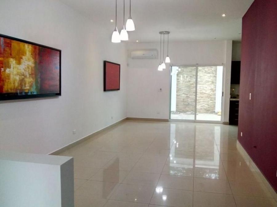 Foto Casa en Renta en La Rioja, Tlajomulco de Ziga, Jalisco - $ 20.000 - CAR252941 - BienesOnLine