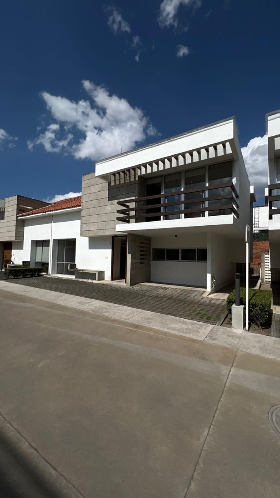 Foto Casa en Renta en SANTA CRUZ, Metepec, Mexico - $ 22.000 - CAR352951 - BienesOnLine