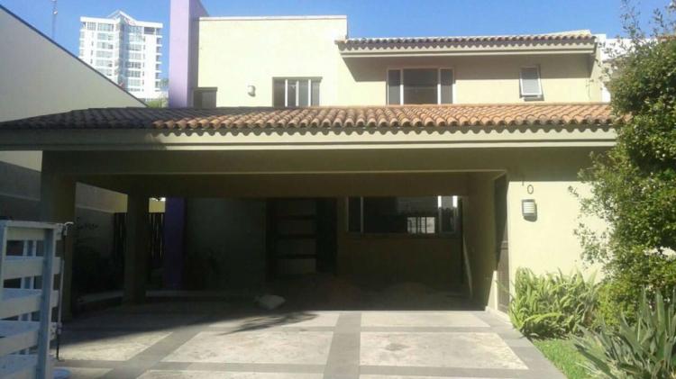 Foto Casa en Renta en Puerta de Hierro, Zapopan, Jalisco - $ 32 - CAR170219 - BienesOnLine