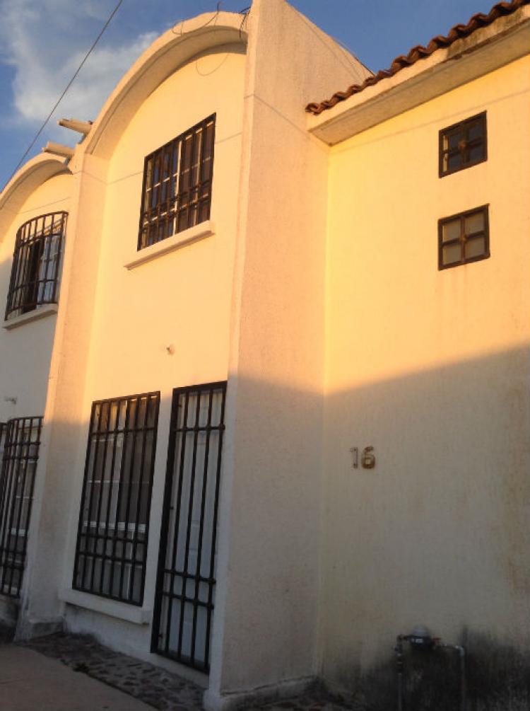 Foto Casa en Renta en Fracc. Vistana, Santiago de Quertaro, Queretaro Arteaga - $ 4.000 - CAR120912 - BienesOnLine