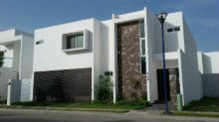 Foto Casa en Renta en Fraccionamiento puerta azul, Villahermosa, Tabasco - $ 26.000 - CAR139369 - BienesOnLine