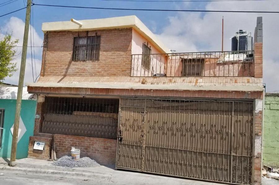 Foto Casa en Venta en Federico Berrueto Ramn Popular, Saltillo, Coahuila de Zaragoza - $ 1.575.000 - CAV346433 - BienesOnLine