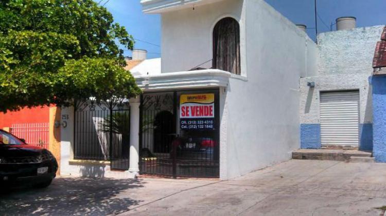 Foto Casa en Venta en Villas de la Tuna, Colima, Colima - $ 900.000 - CAV138100 - BienesOnLine