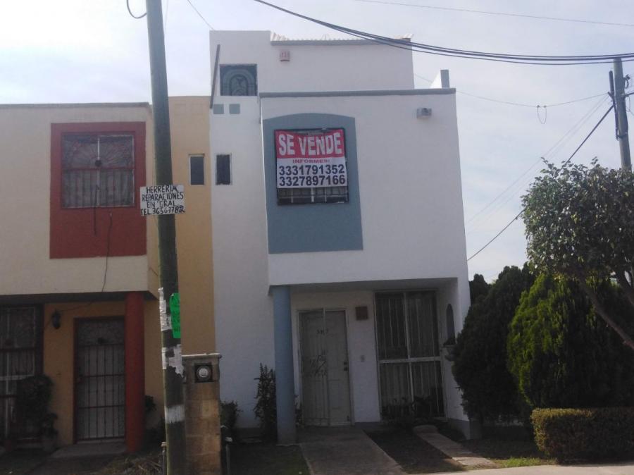 Foto Casa en Venta en HACIENDAS DE SAN MARTIN, Tlaquepaque, Jalisco - $ 700.000 - CAV235964 - BienesOnLine