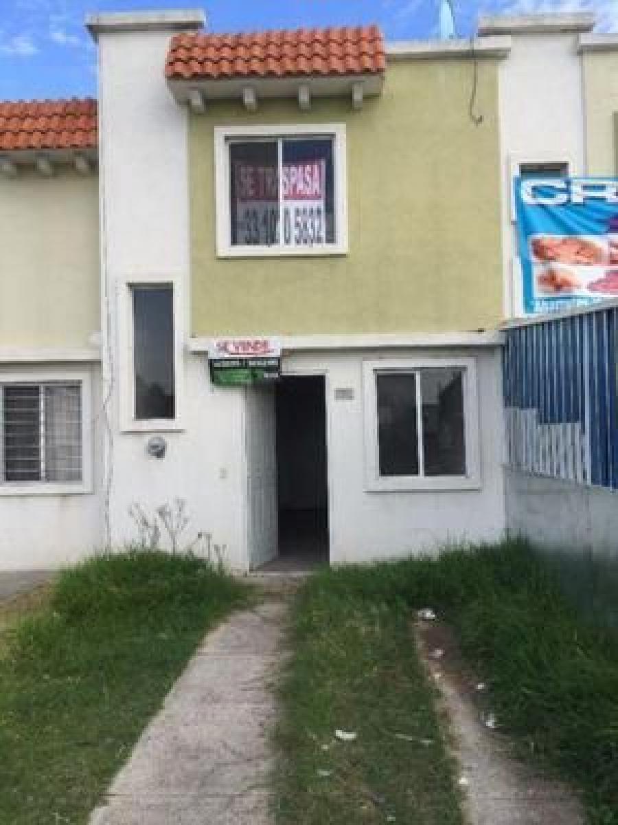 Foto Casa en Venta en LOS CANTAROS, Tlajomulco de Zúñiga, Jalisco - $ 1.242.000 - CAV298815 - BienesOnLine