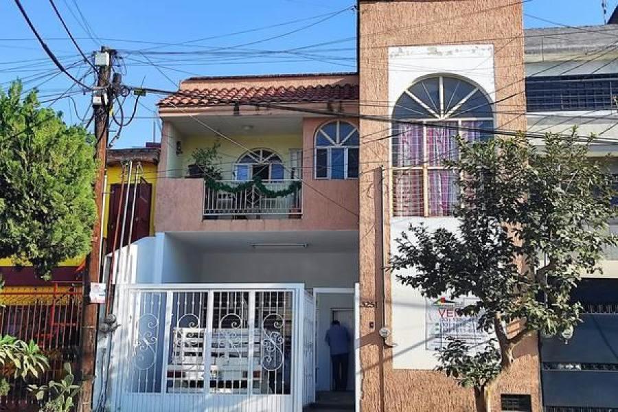 Foto Casa en Venta en Jardinez de la Cruz 1a Seccion, Guadalajara, Jalisco - $ 499.000 - CAV317713 - BienesOnLine