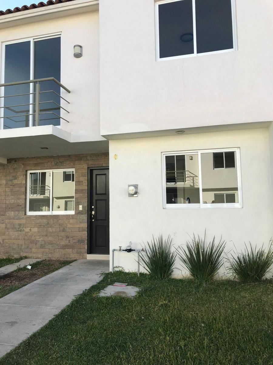 Foto Casa en Venta en GIRASOLES ACUEDUCTO, Zapopan, Jalisco - $ 3.480.000 - CAV321938 - BienesOnLine