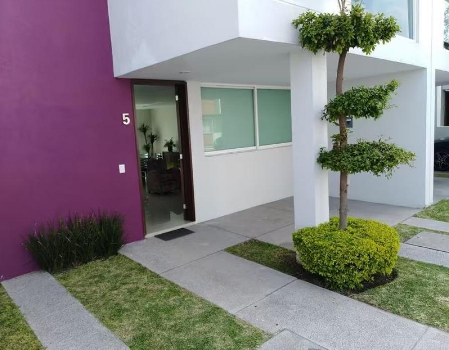 Foto Casa en Venta en GIRASOLES ACUEDUCTO, Zapopan, Jalisco - $ 3.490.000 - CAV321939 - BienesOnLine