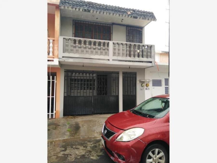 Foto Casa en Venta en El Coyol, Veracruz, Veracruz - $ 1.100.000 - CAV327384 - BienesOnLine